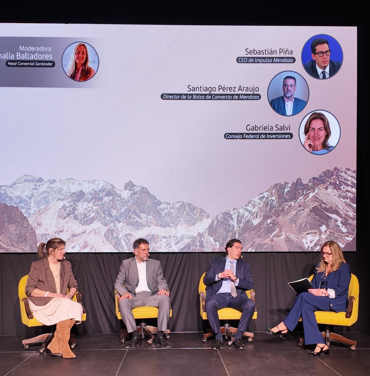 Panelistas del Mendoza Energy Summit 2026